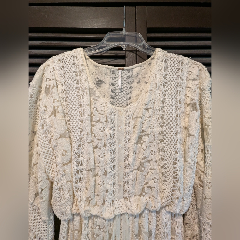✨RARE✨ NWOT Free People Vintage Lace Maxi Dress - Picture 2 of 16